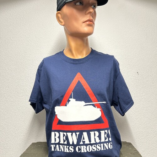 Militracks t-shirt Beware tanks crossing